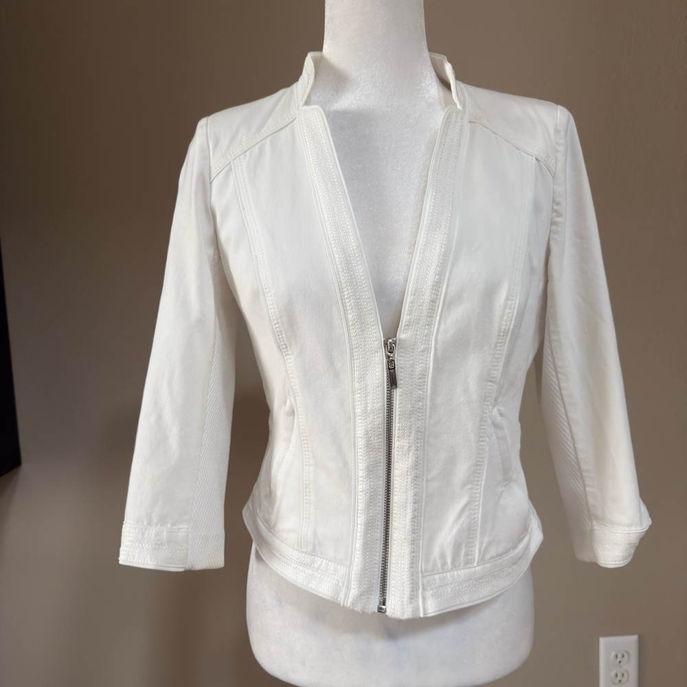 White House Black Market cropped jacket in white